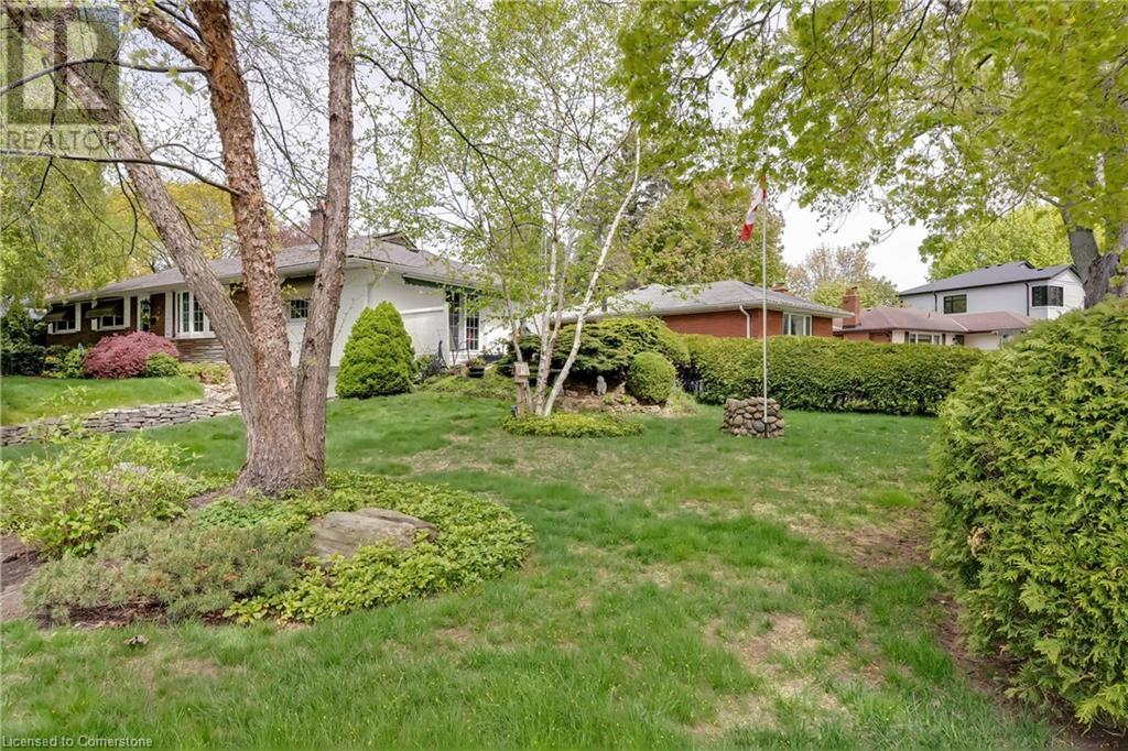 327 Strathcona Drive, Burlington, Ontario  L7L 2E2 - Photo 43 - 40741608