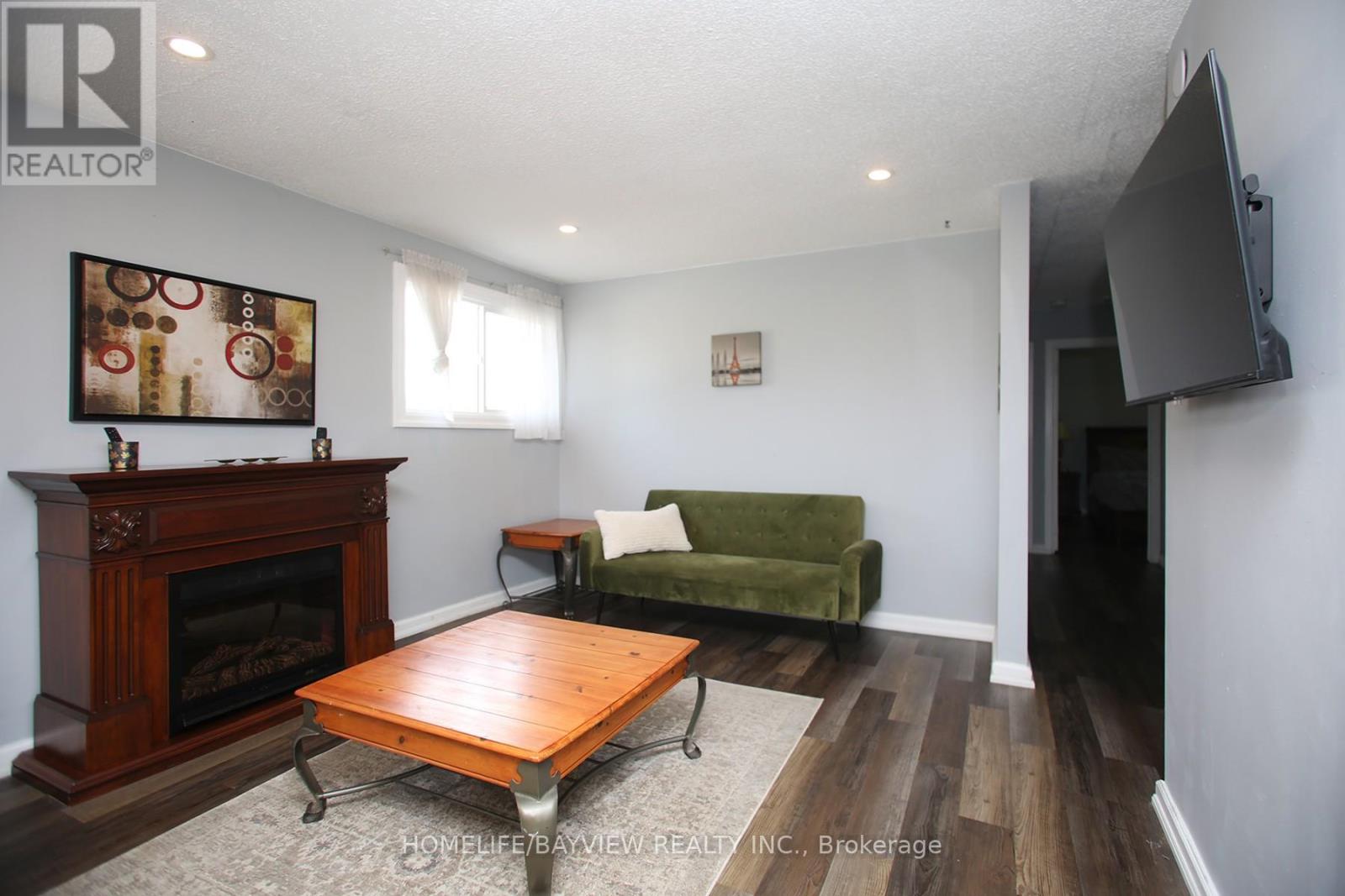 9 Bridge Street, Kawartha Lakes (Bexley), Ontario  K0M 1N0 - Photo 6 - X12231354