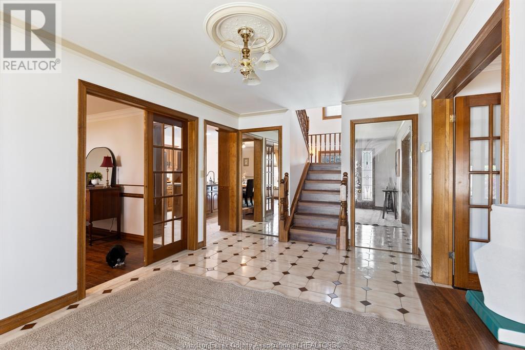 113 Marentette, Lakeshore, Ontario  N0R 1A0 - Photo 4 - 25015540