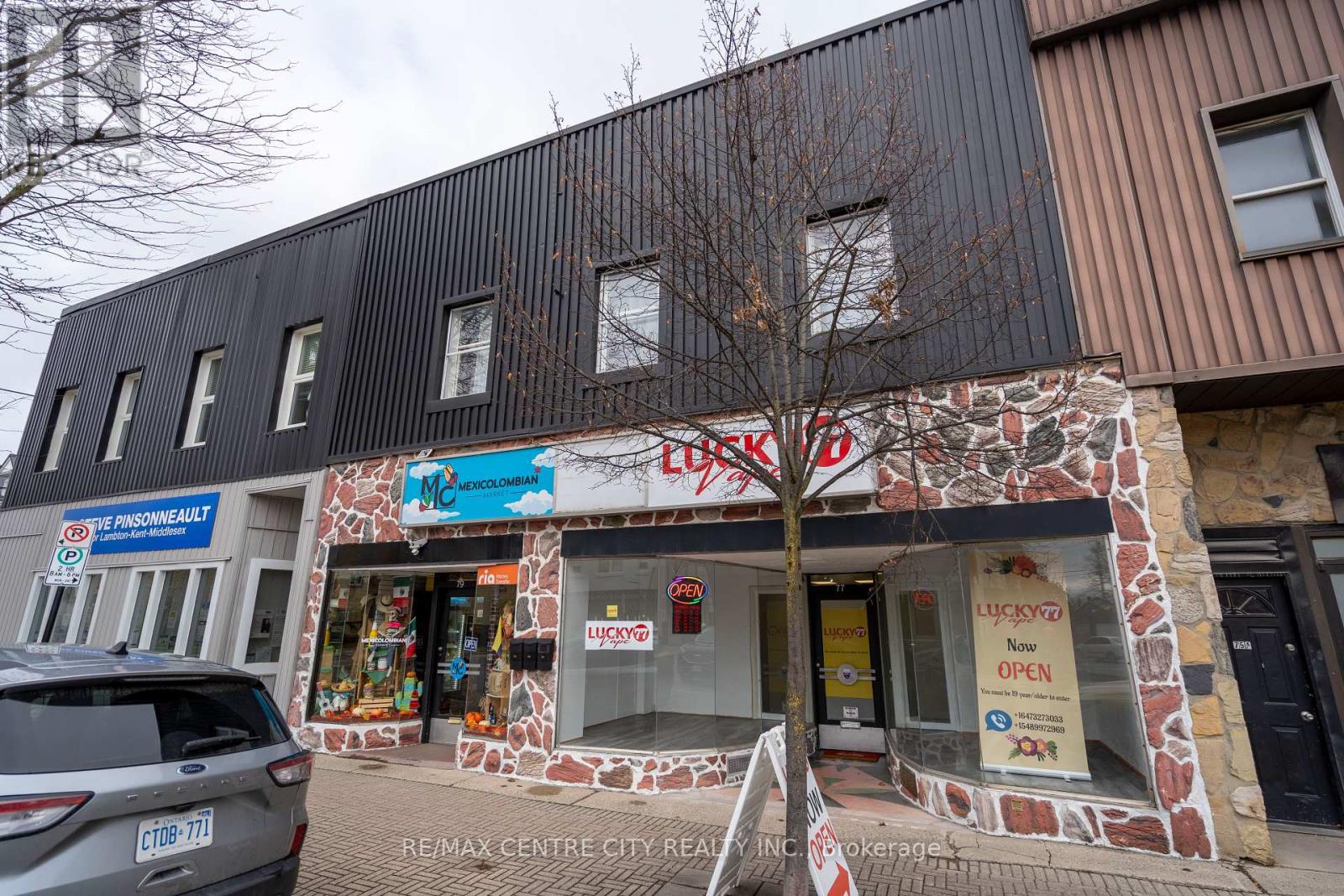 79 Front Street W, Strathroy-Caradoc (Nw), Ontario  N7G 1X6 - Photo 3 - X12232149