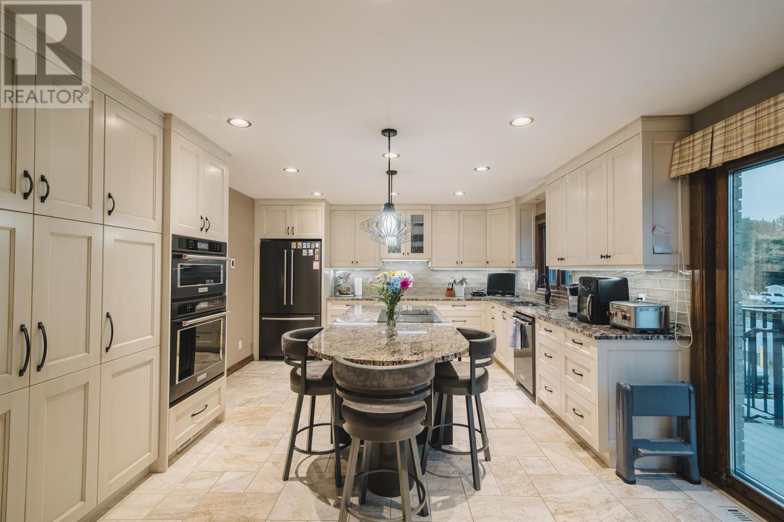 110 Lakeside Crescent, Kenora, Ontario  P9N 4H4 - Photo 14 - TB251757