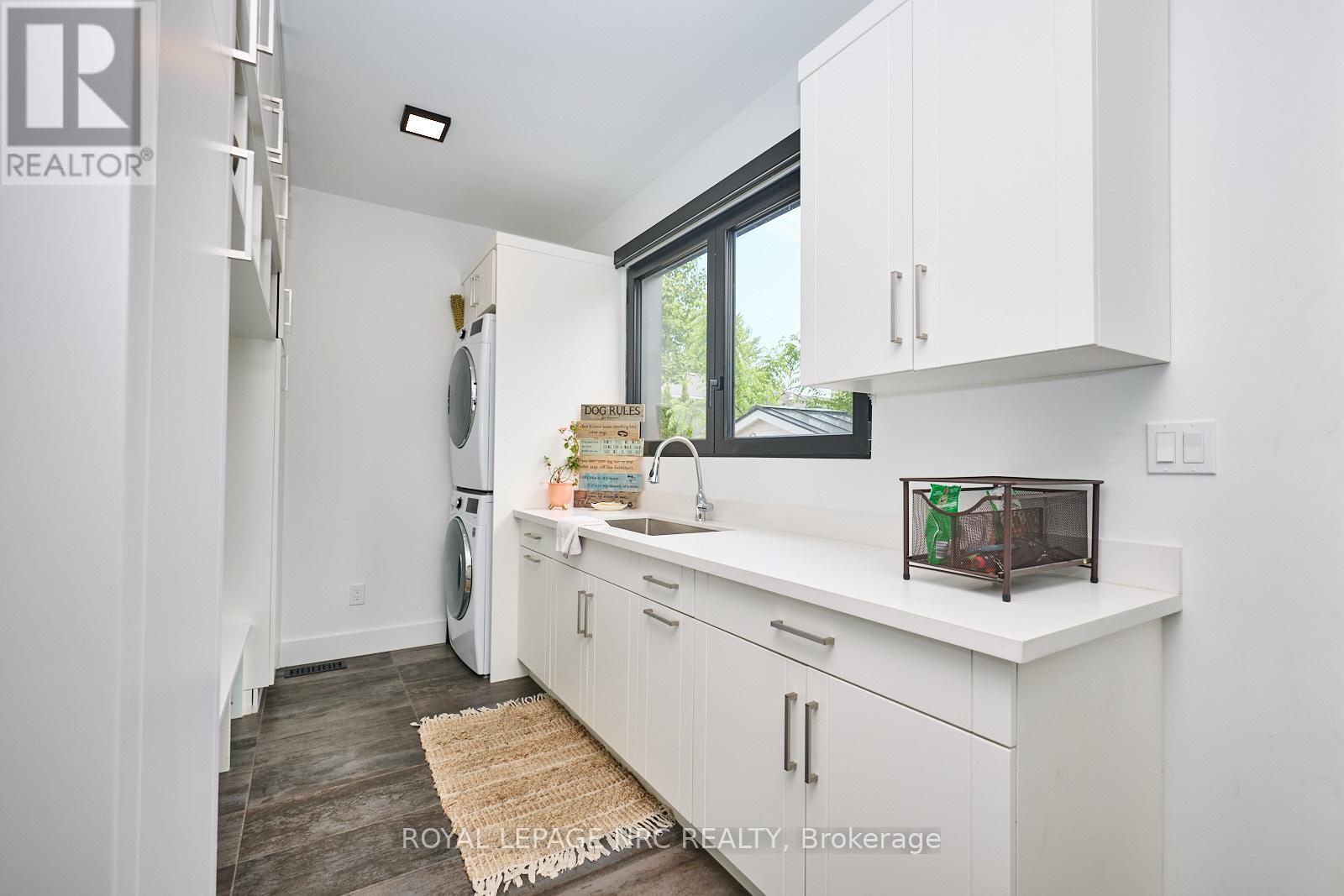10 Pawling Street, St. Catharines, Ontario  L2N 5M2 - Photo 40 - X12232214