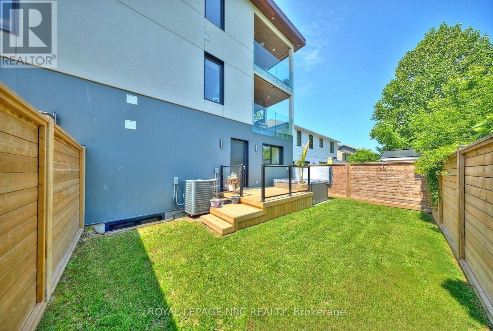 10 Pawling Street, St. Catharines, Ontario  L2N 5M2 - Photo 42 - X12232214