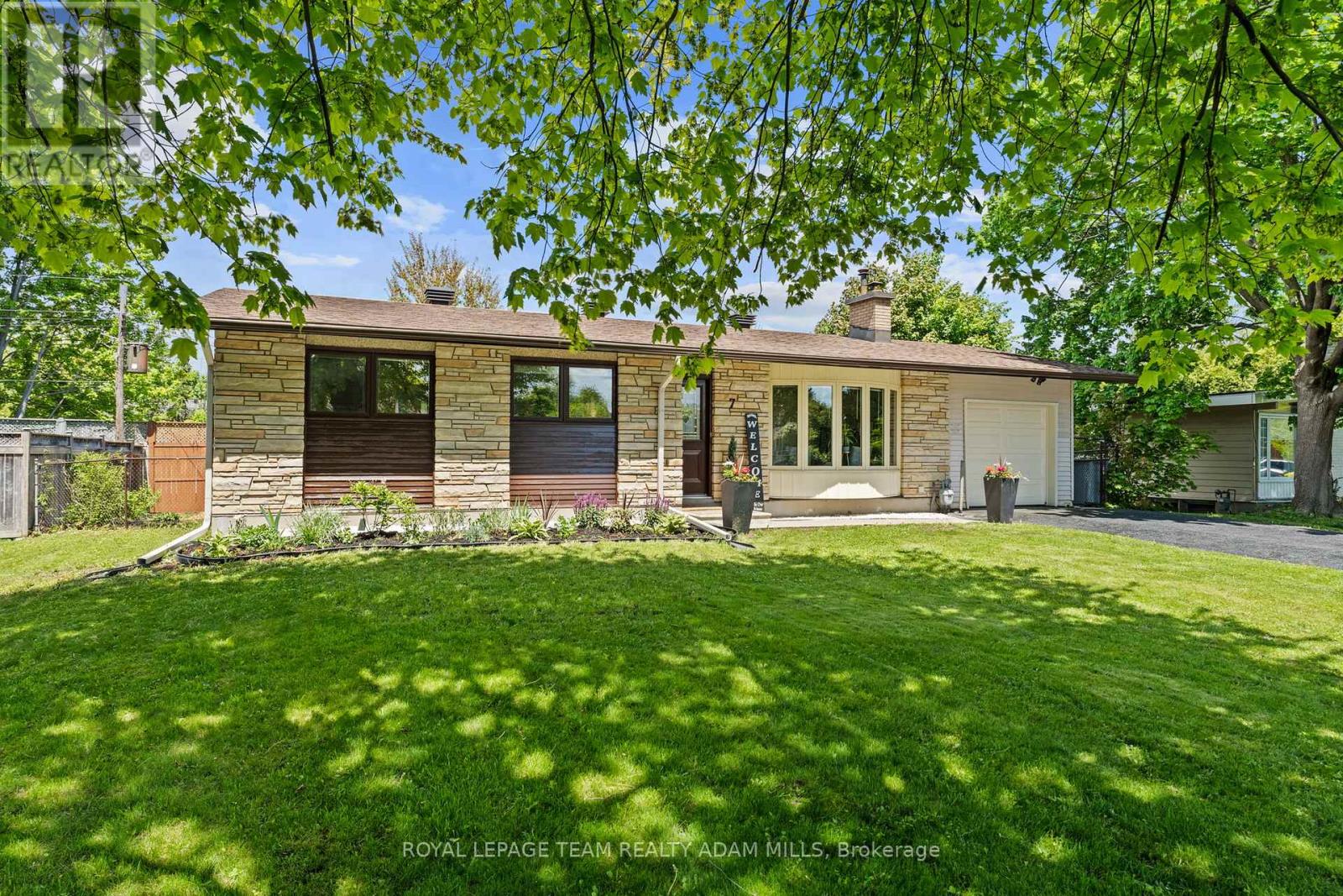 Property at 7 ELTERWATER AVENUE image 4