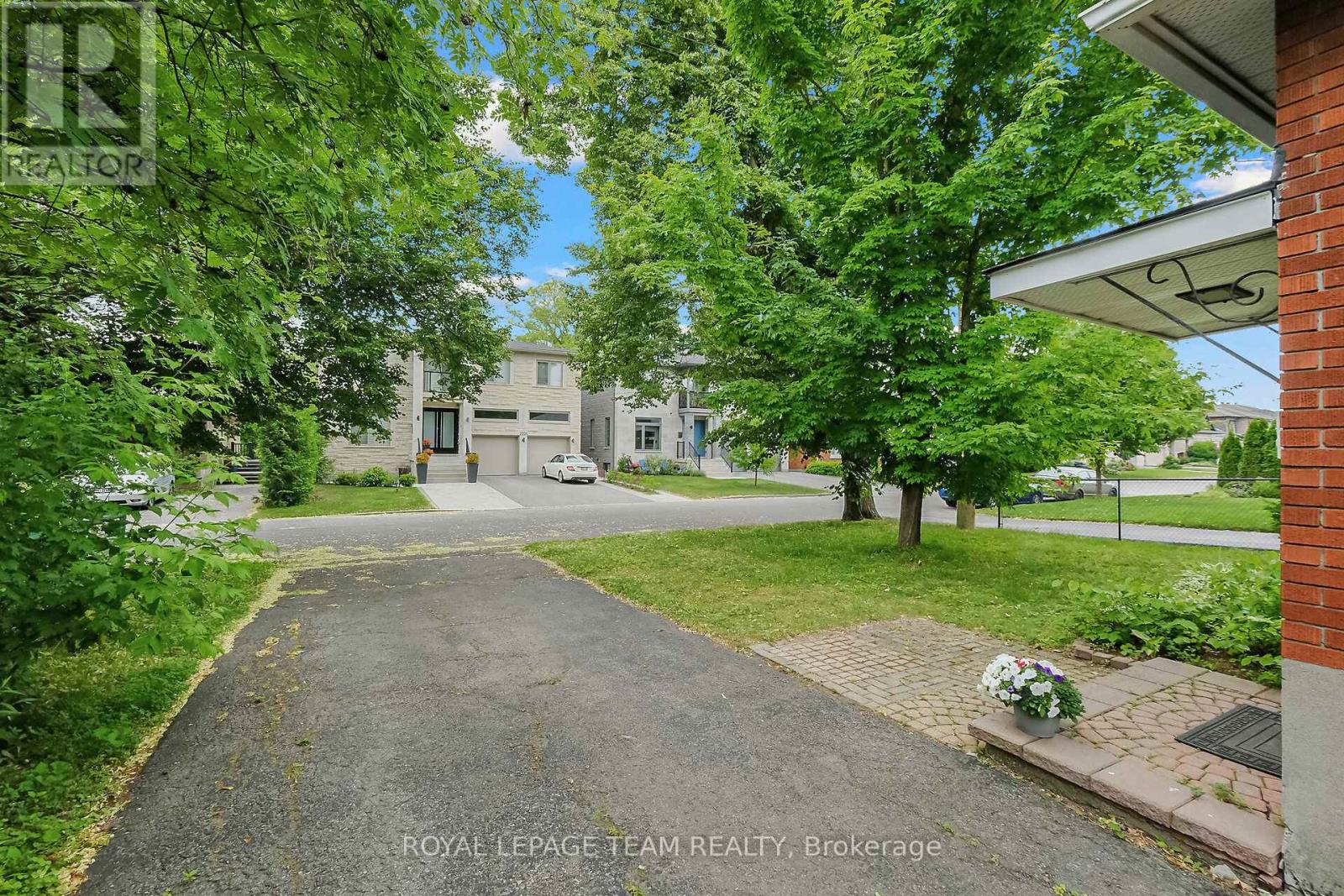 Property at 2218 PROSPECT AVENUE image 3