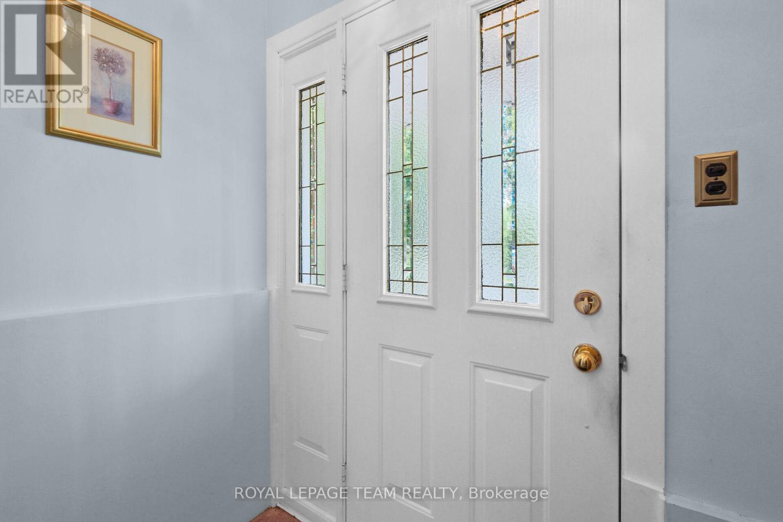Property at 2218 PROSPECT AVENUE image 5