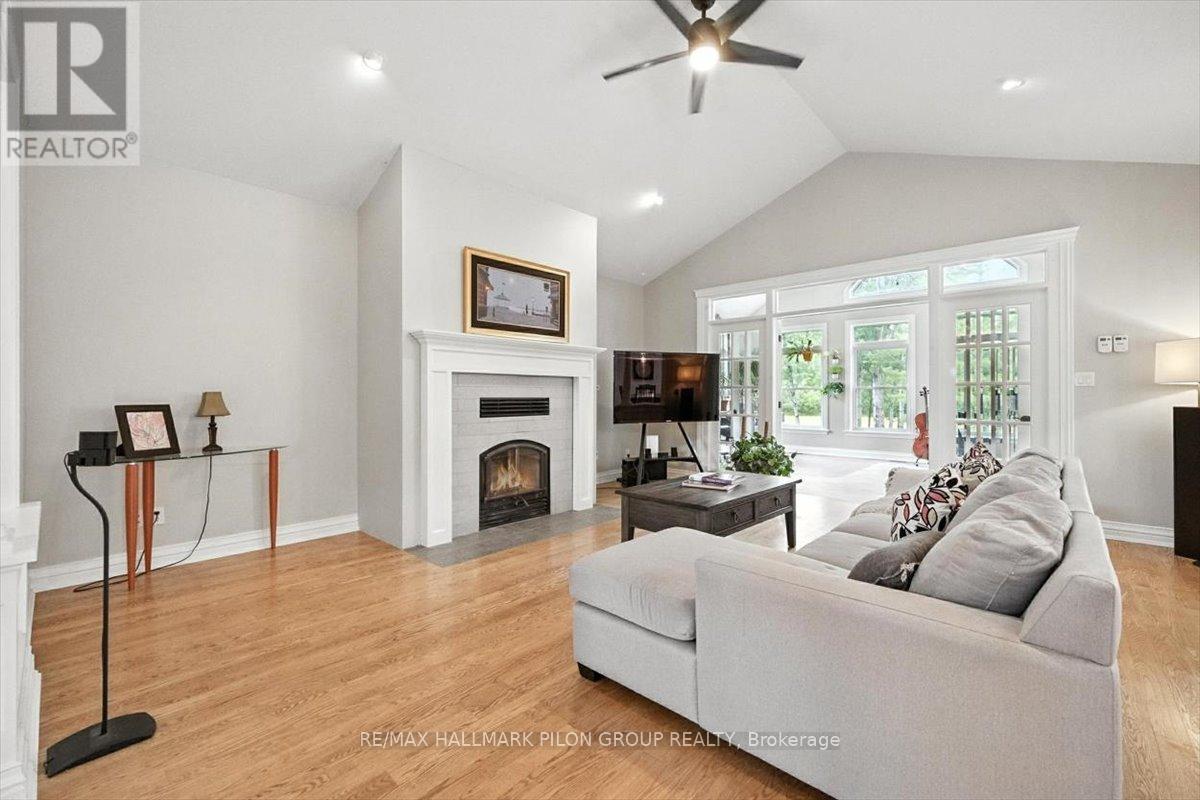 Property at 3086 GREEN PINE COURT image 5
