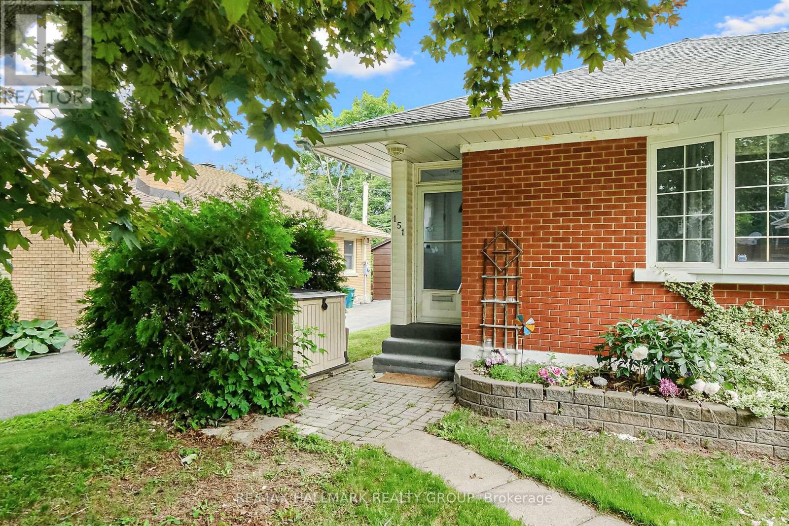 Property at 151 FANSHAW AVENUE image 3