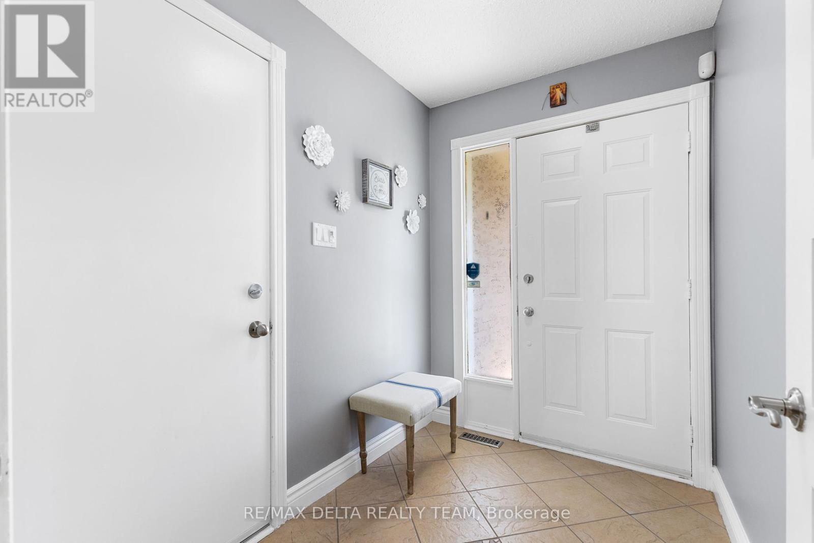 Property at 1503 GOTH AVENUE image 4