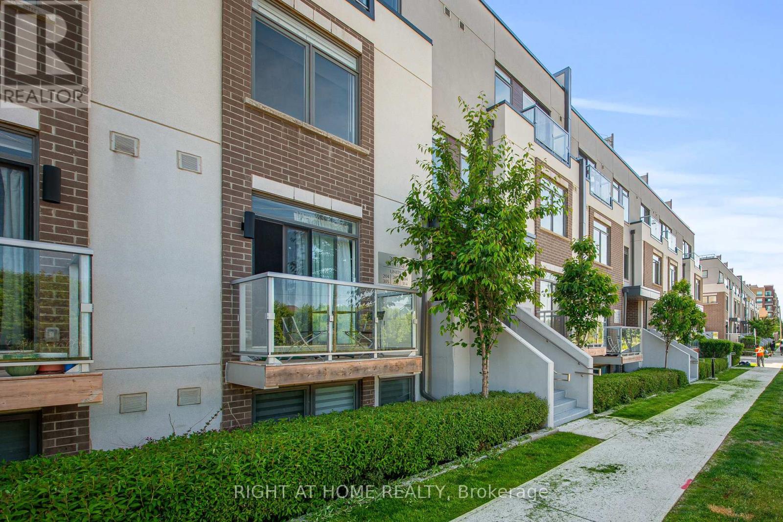 Property at 313 - 3058 SIXTH LINE image 3