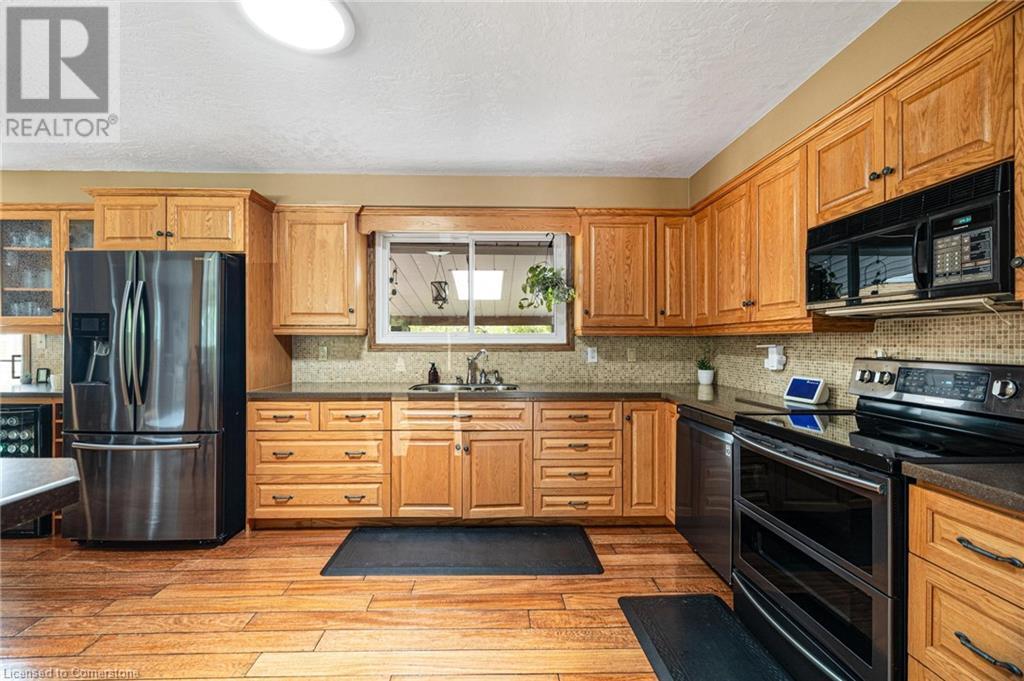 Property at 320 DALESIDE Place image 4