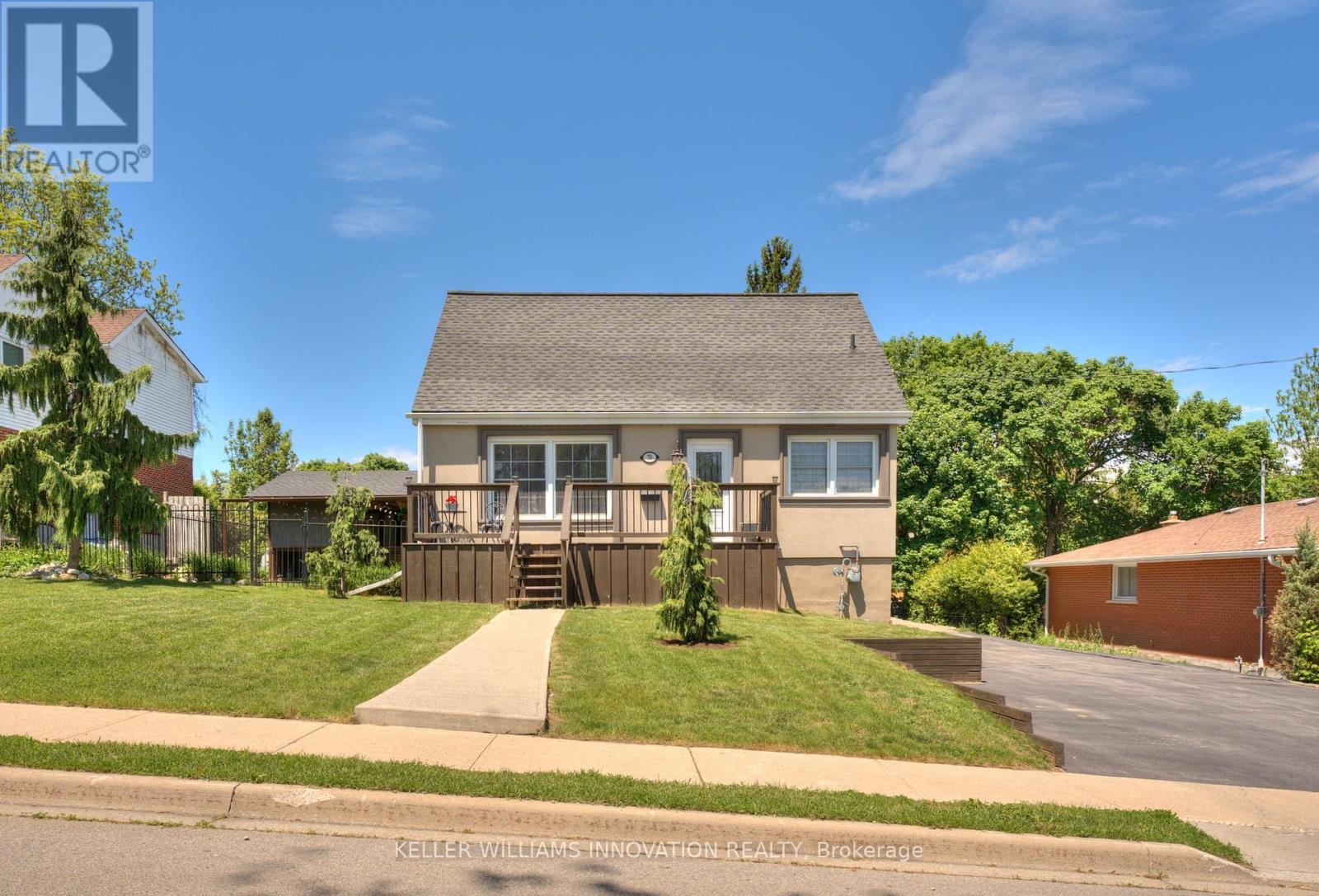 Property at 70 STANLEY STREET image 3