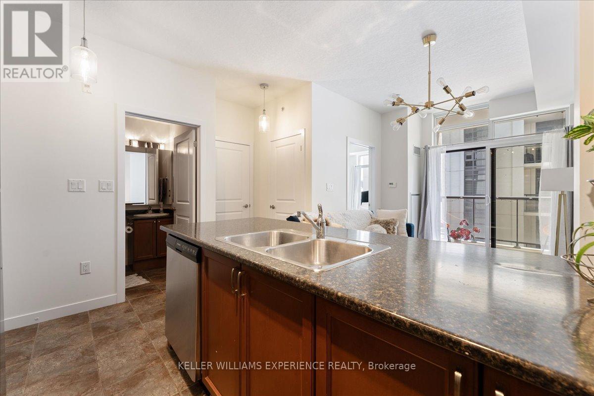 808 - 85 Robinson Street, Hamilton, Ontario  L8P 0B9 - Photo 10 - X12231943