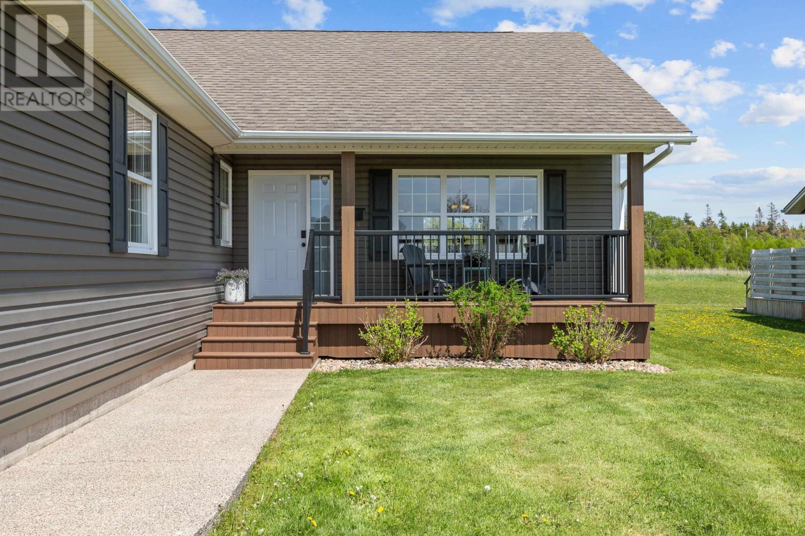 Property at 136 Osprey Avenue image 3