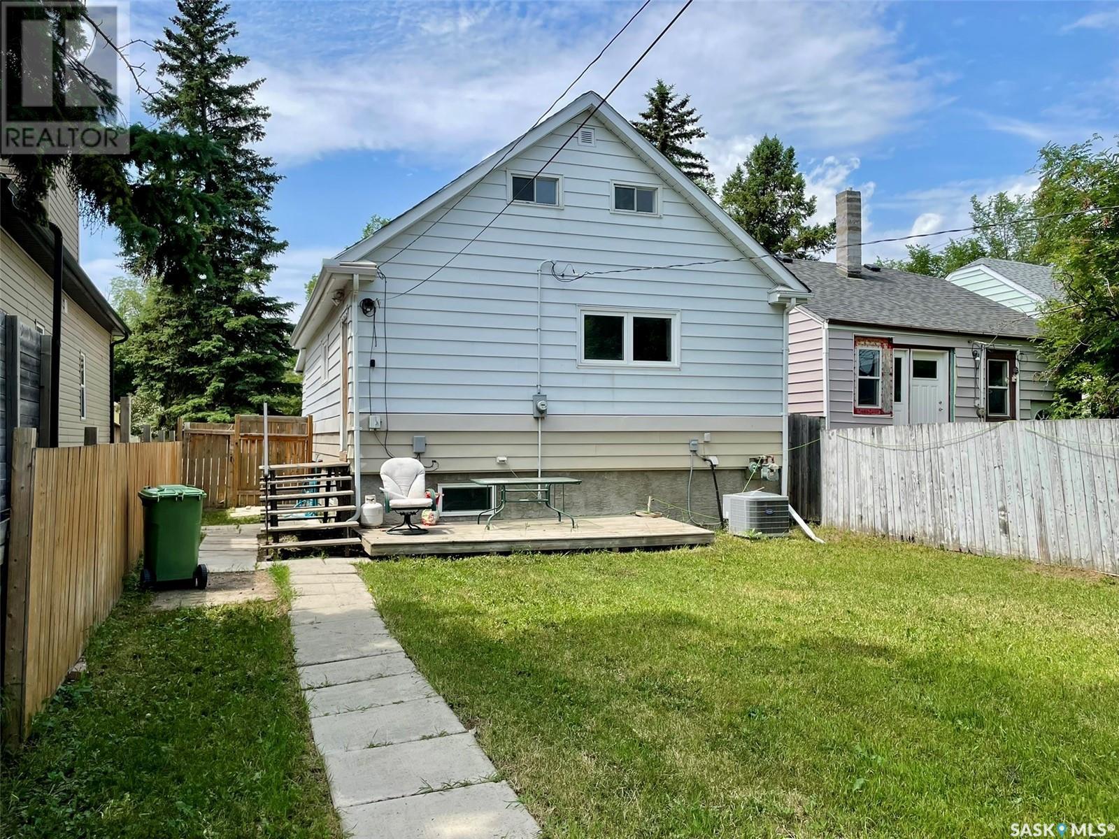 2033 Atkinson Street, Regina, Saskatchewan S4N 3W8 - Photo 24 - SK009926