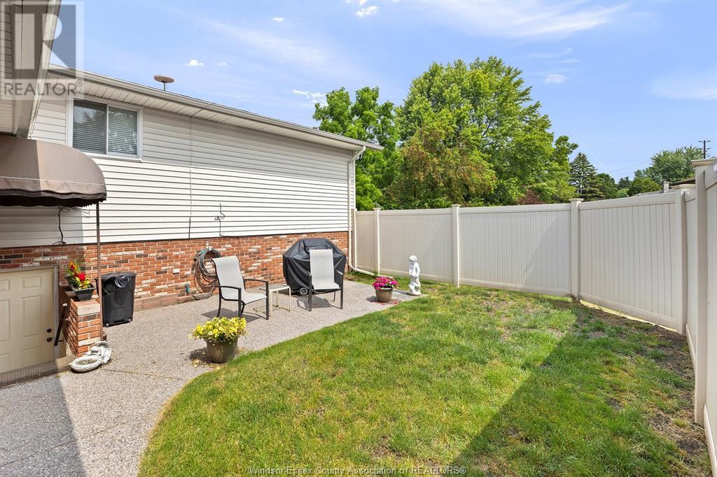 Property at 1790 BOUFFARD image 3