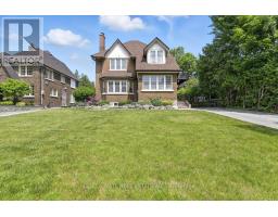 376 KING STREET E
