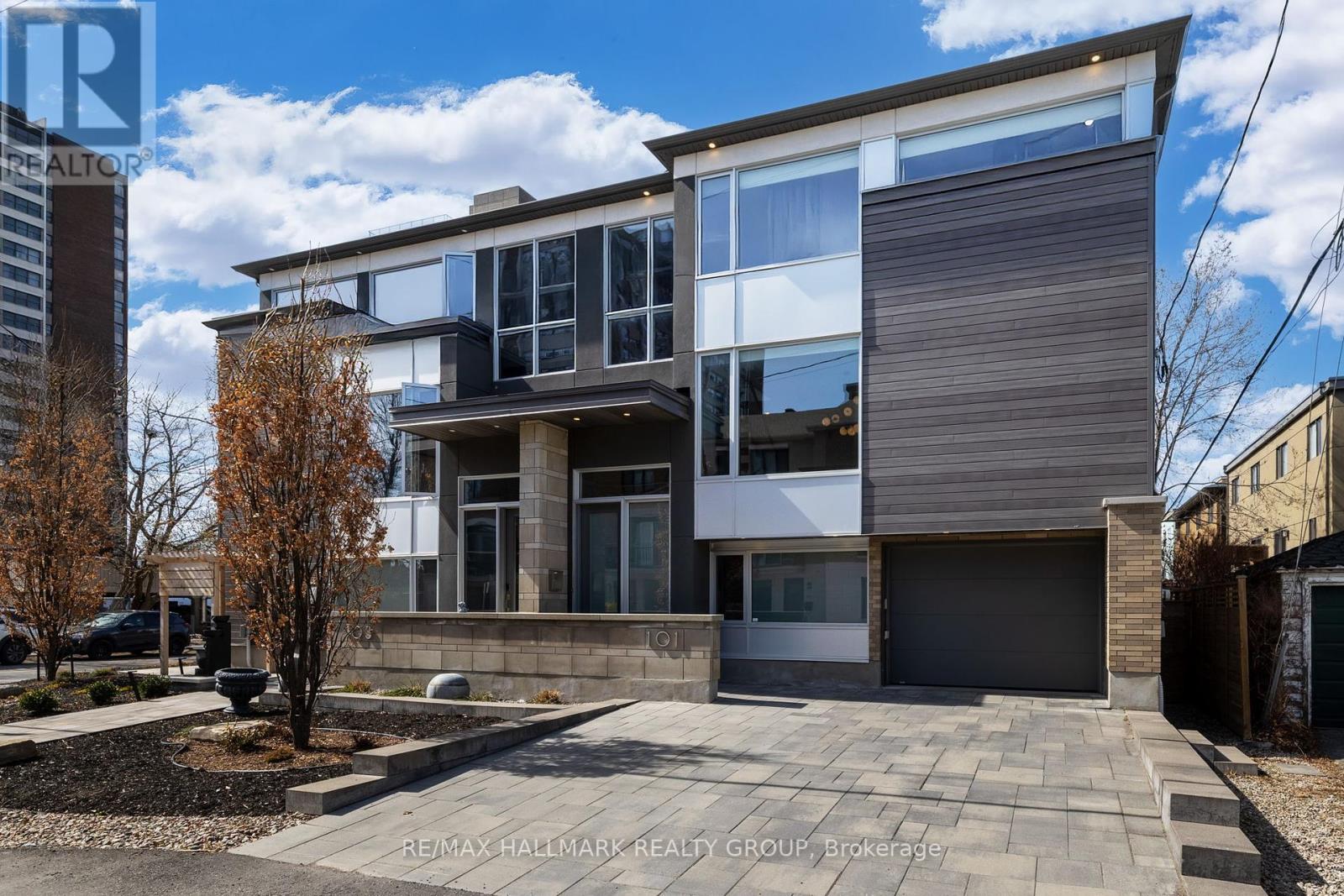 Property at 101 TAY STREET image 2