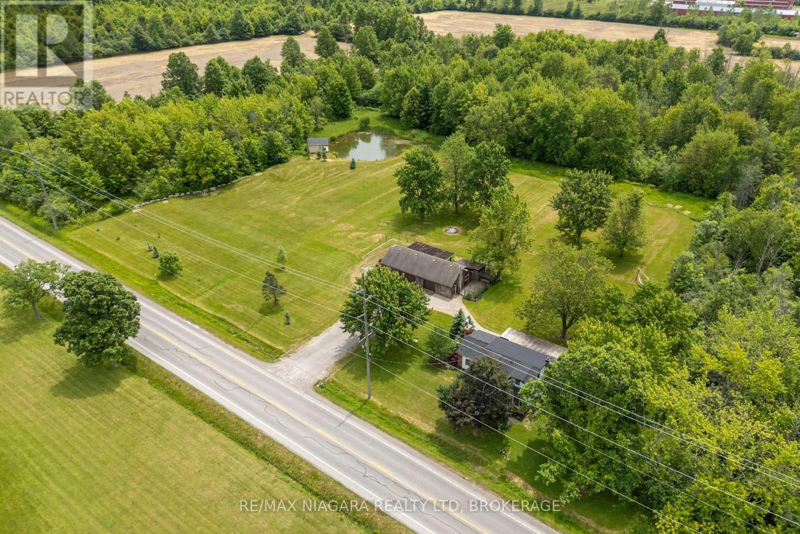 Property at 3321 BOWEN ROAD image 5