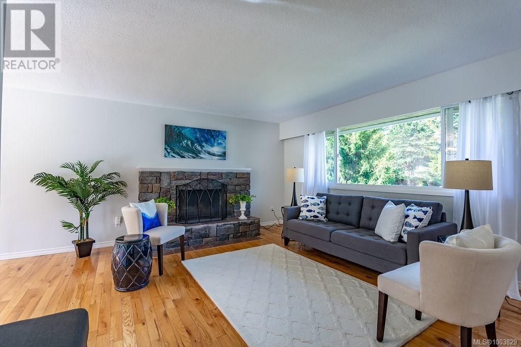 Property at 6743 Wendonna Pl image 3