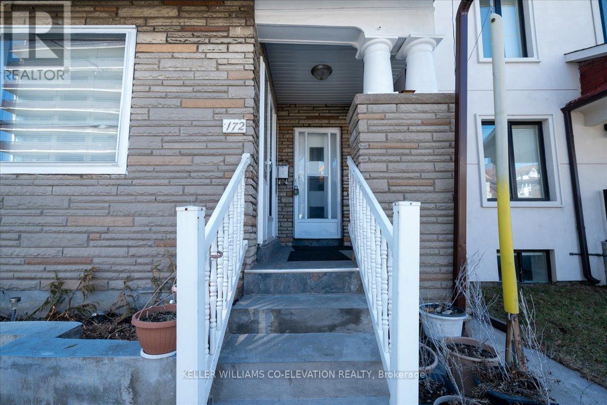 Property at 172 OAKWOOD AVENUE image 3