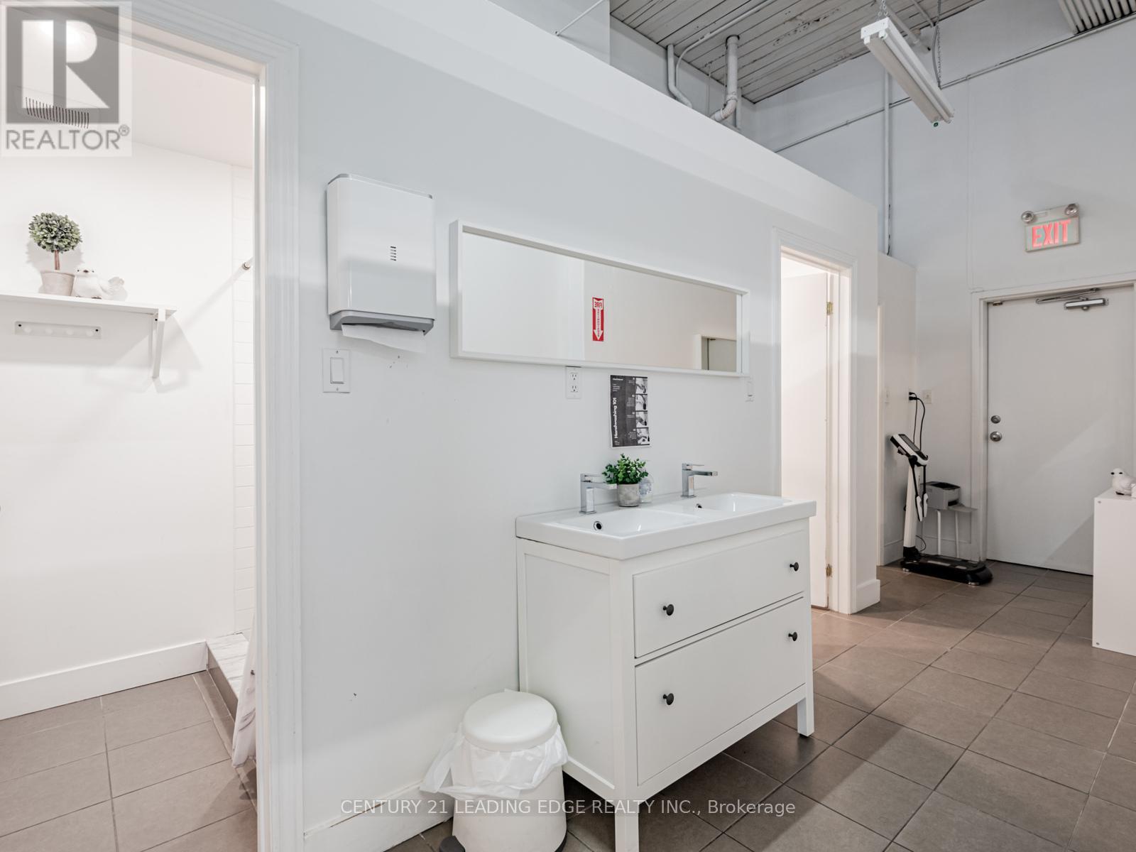19 Dickens Street, Toronto, Ontario  M4M 1T8 - Photo 23 - E12232244