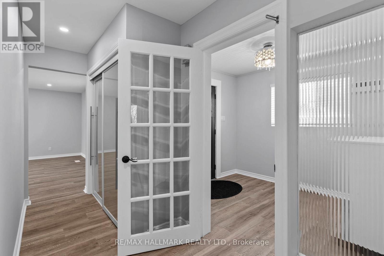Property at 13 PINETREE COURT image 5