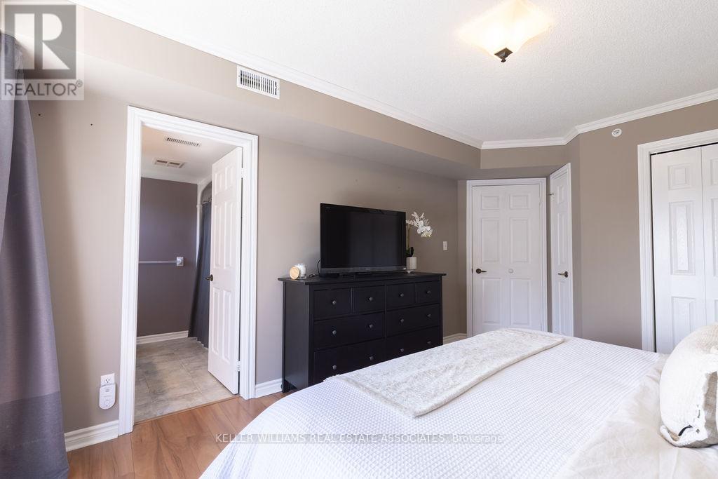 411 - 4003 Kilmer Drive, Burlington, Ontario  L7M 4M1 - Photo 16 - W12232064