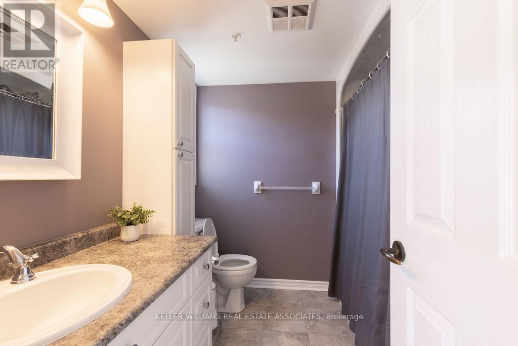411 - 4003 Kilmer Drive, Burlington, Ontario  L7M 4M1 - Photo 19 - W12232064