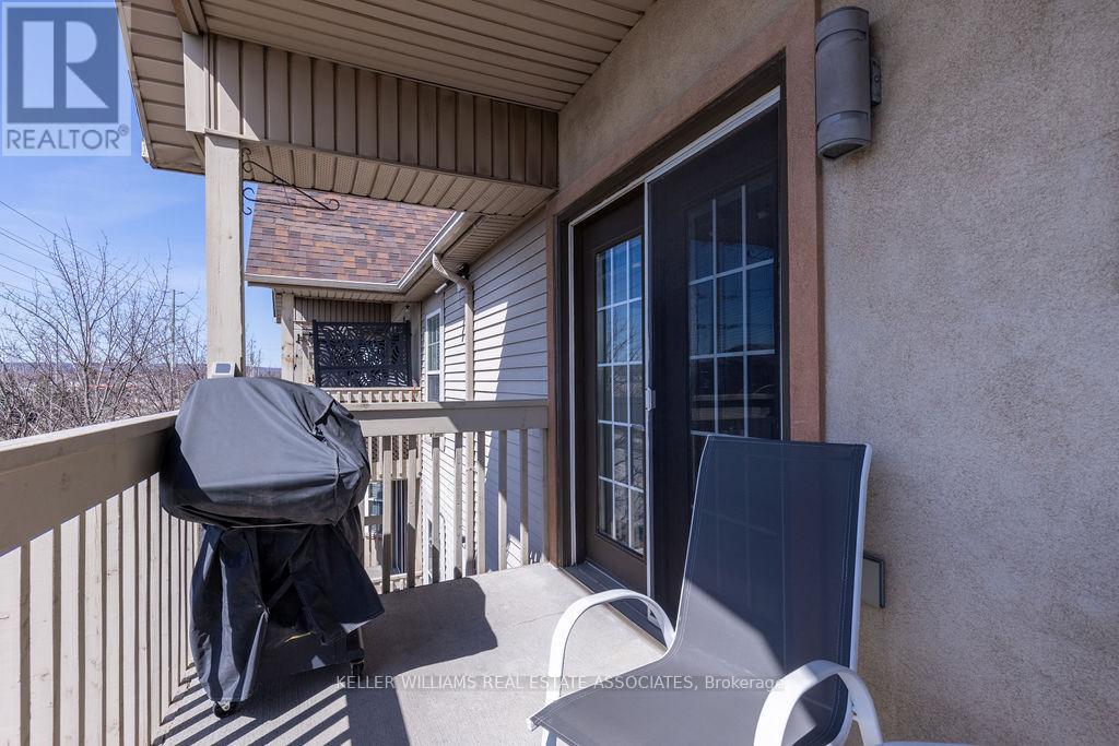 411 - 4003 Kilmer Drive, Burlington, Ontario  L7M 4M1 - Photo 23 - W12232064