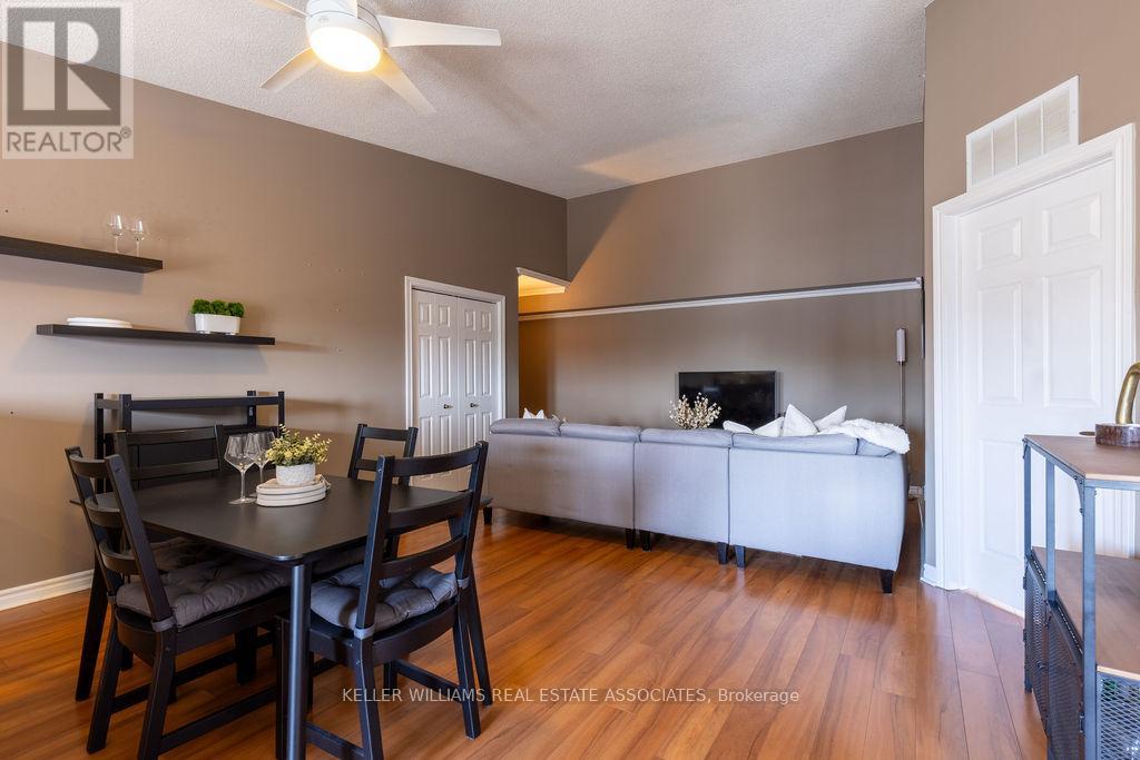 411 - 4003 Kilmer Drive, Burlington, Ontario  L7M 4M1 - Photo 5 - W12232064