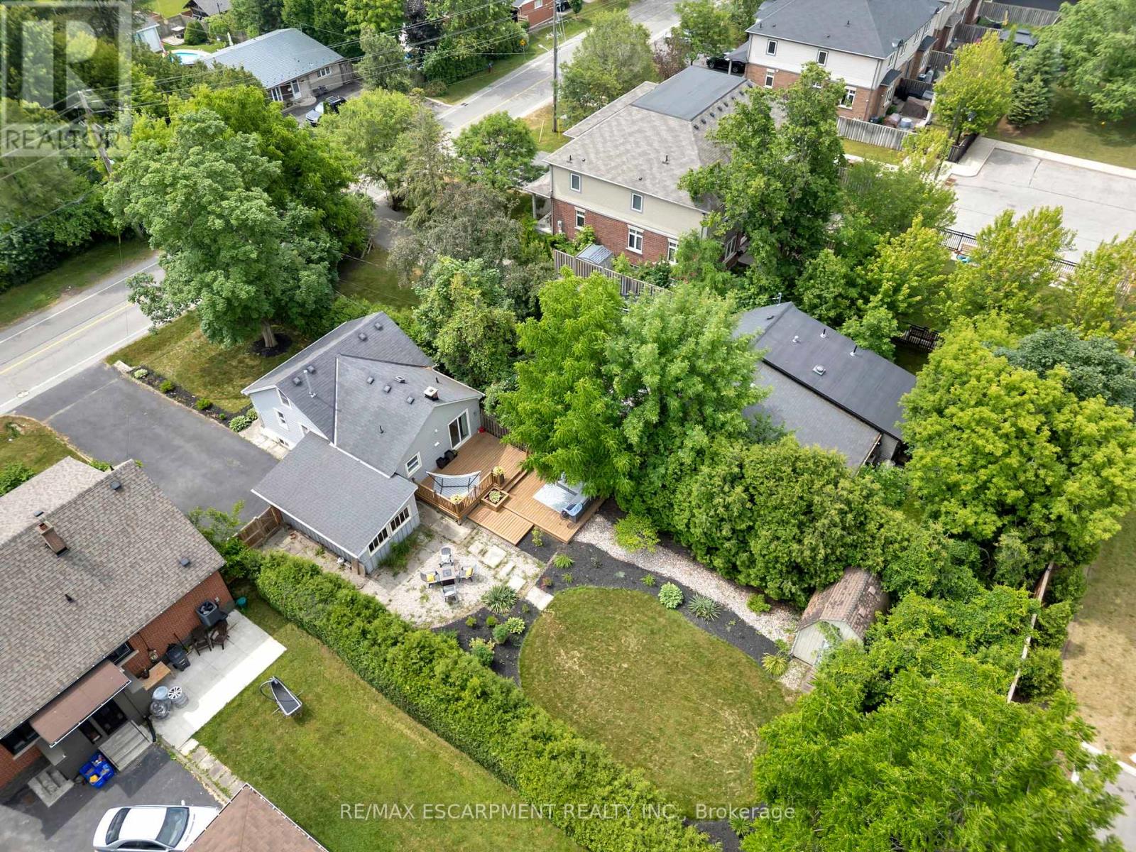 Property at 2387 GLENWOOD SCHOOL DRIVE image 1