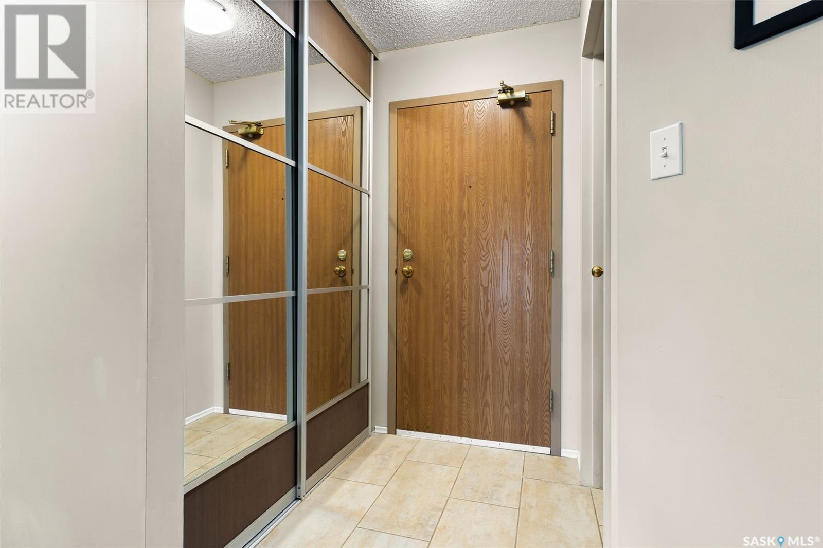 Property at 202 3420 Park STREET image 4