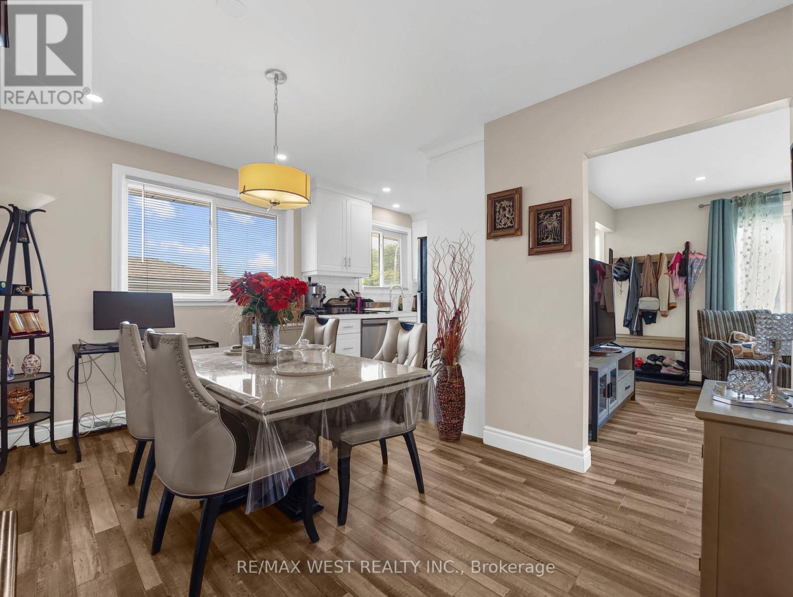 Property at 55 SILVER ASPEN CRESCENT image