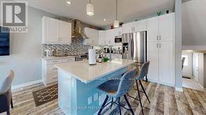 Property at 137 - 1061 EAGLETRACE DRIVE image 5