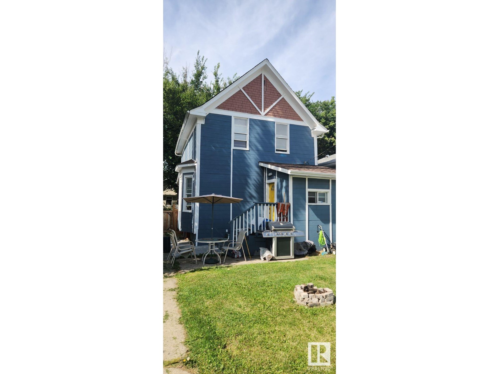 Property at 11531 87 ST NW image 2