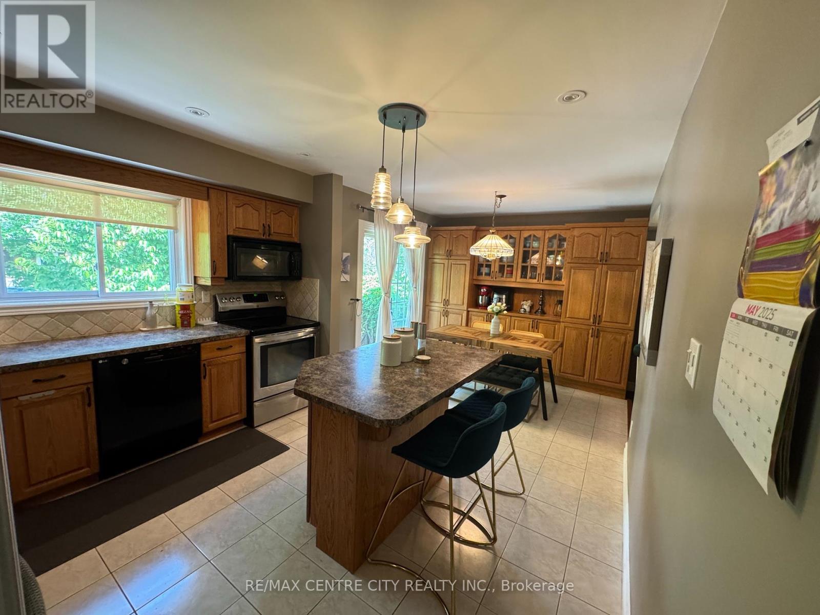 1462 Glengarry Avenue, London North, Ontario  N5X 1R1 - Photo 10 - X12232422