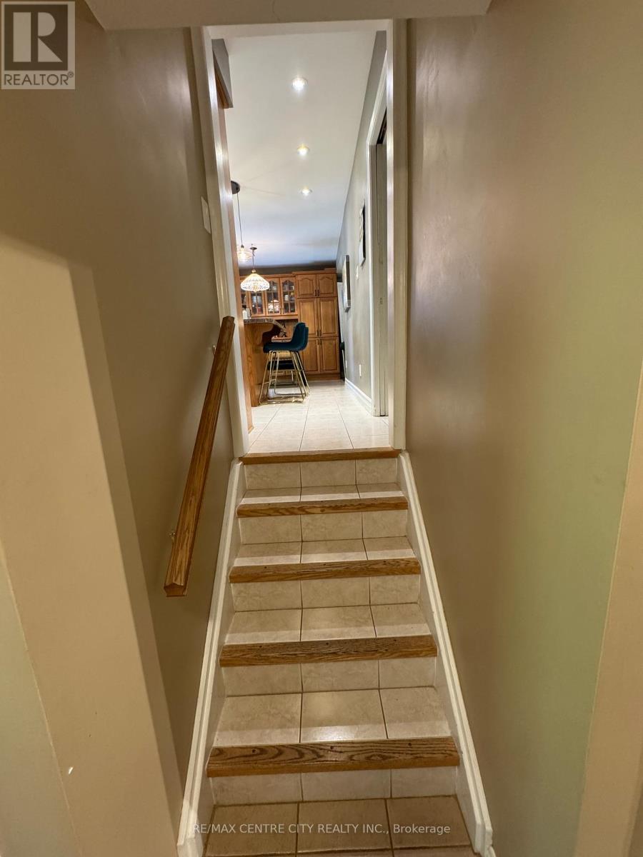 1462 Glengarry Avenue, London North, Ontario  N5X 1R1 - Photo 26 - X12232422