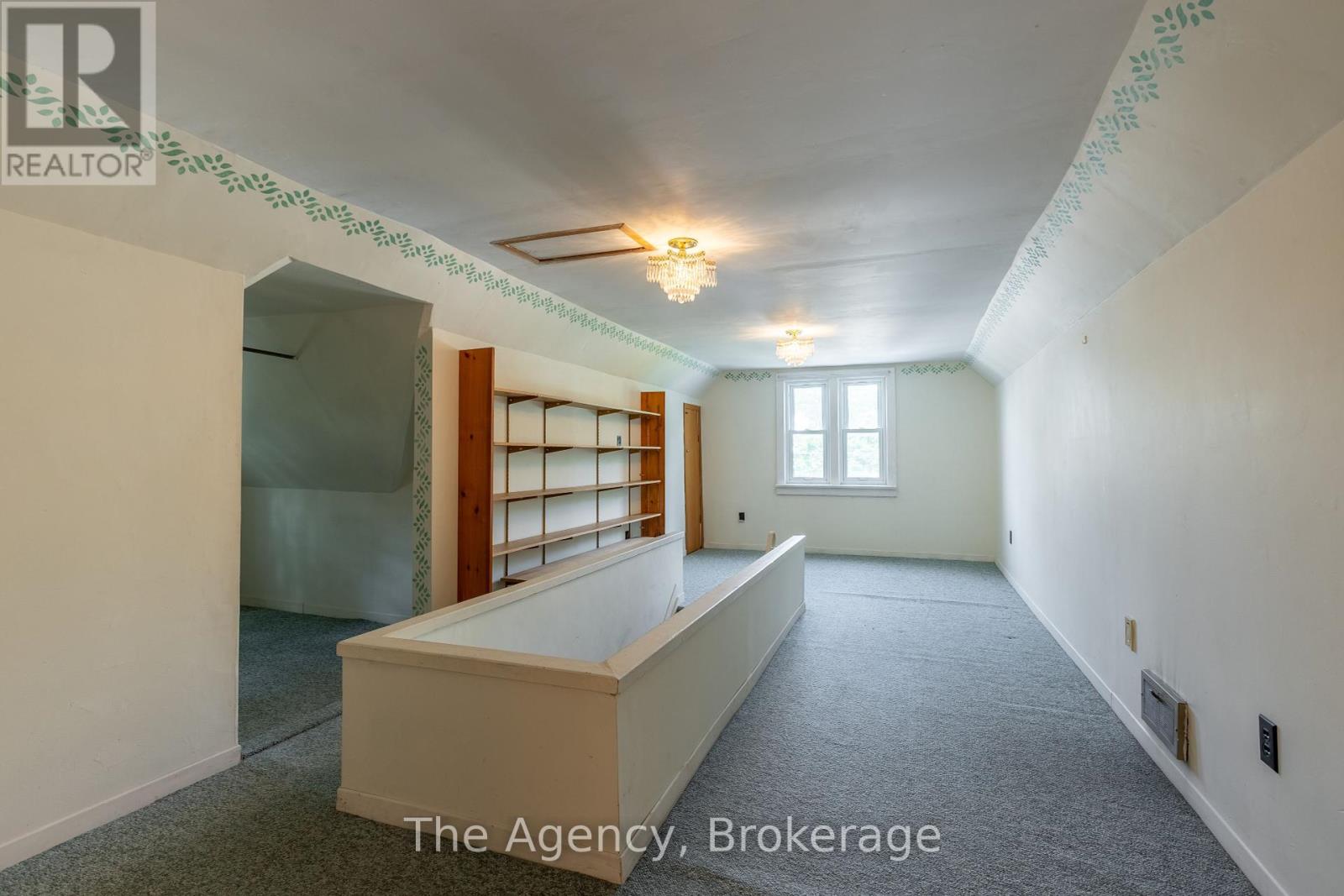 168 Thorold Road, Welland, Ontario  L3C 3V6 - Photo 28 - X12223435