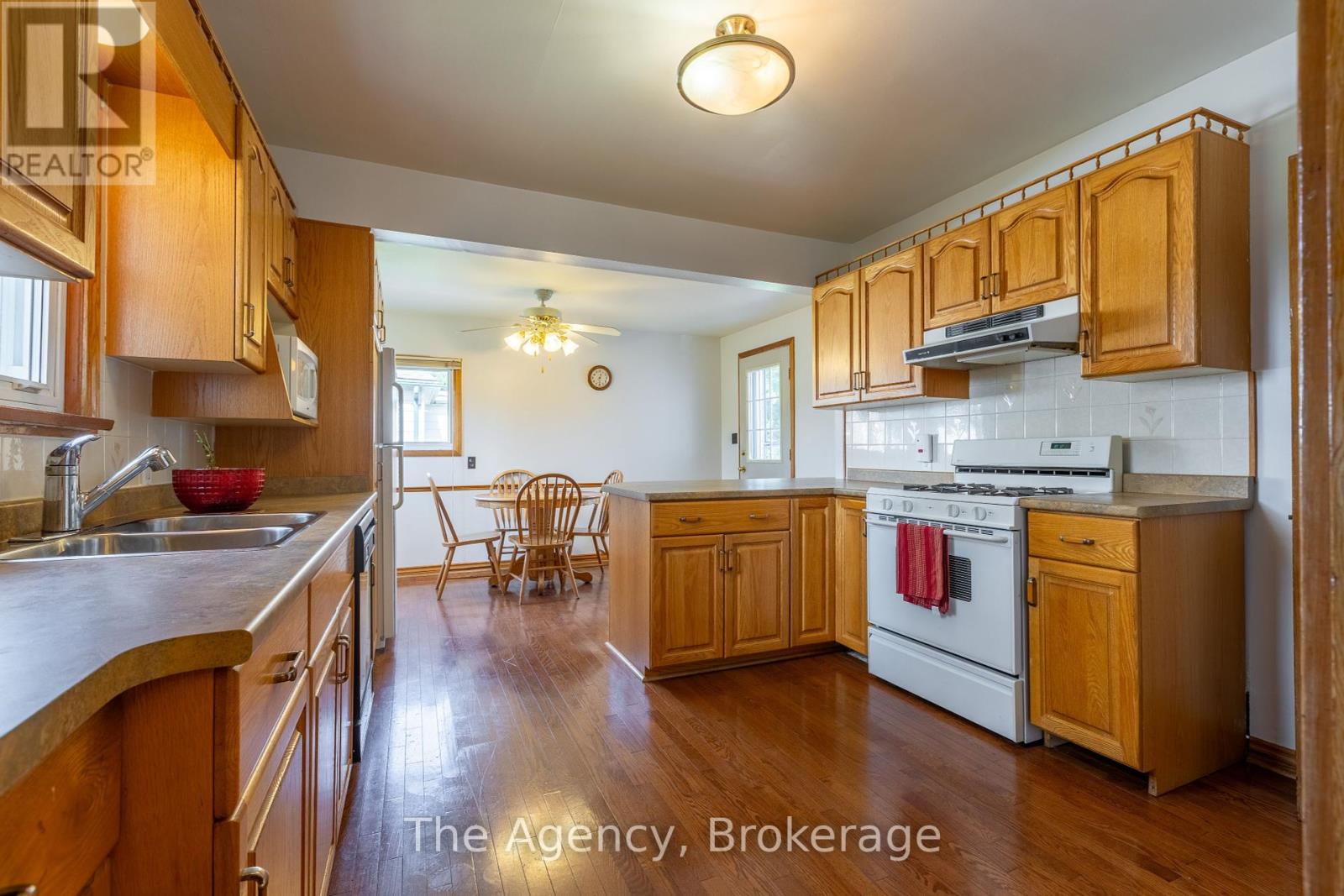 168 Thorold Road, Welland, Ontario  L3C 3V6 - Photo 21 - X12223435