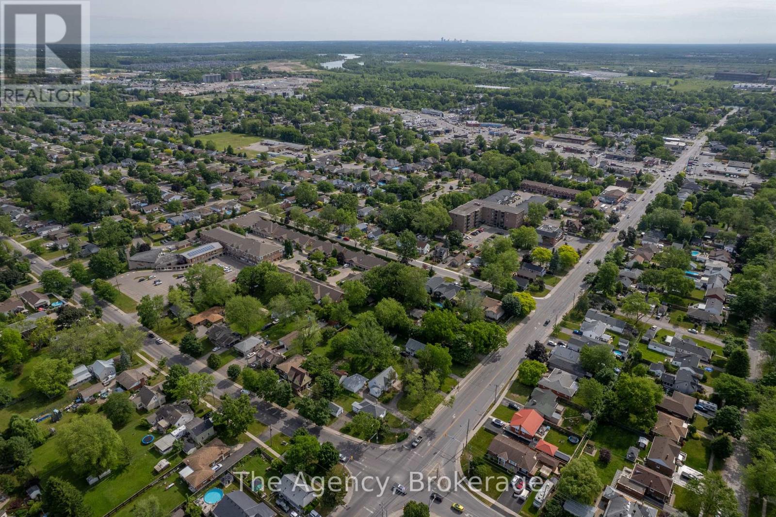 168 Thorold Road, Welland, Ontario  L3C 3V6 - Photo 45 - X12223435