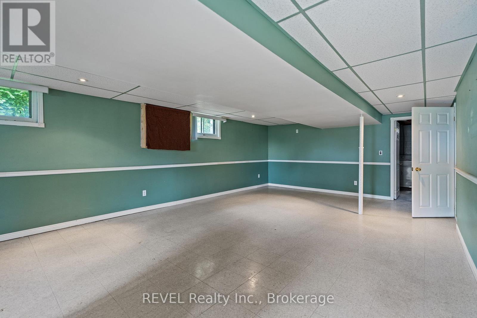 60826 Regional Road 27 Road, Wainfleet, Ontario  L3B 5N6 - Photo 22 - X12232563