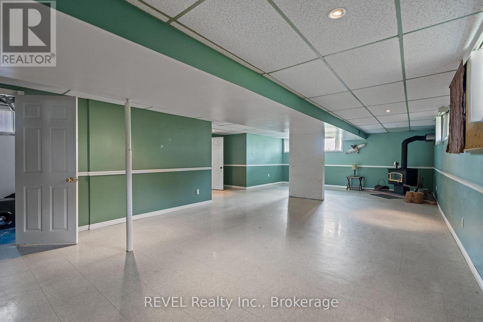 60826 Regional Road 27 Road, Wainfleet, Ontario  L3B 5N6 - Photo 23 - X12232563