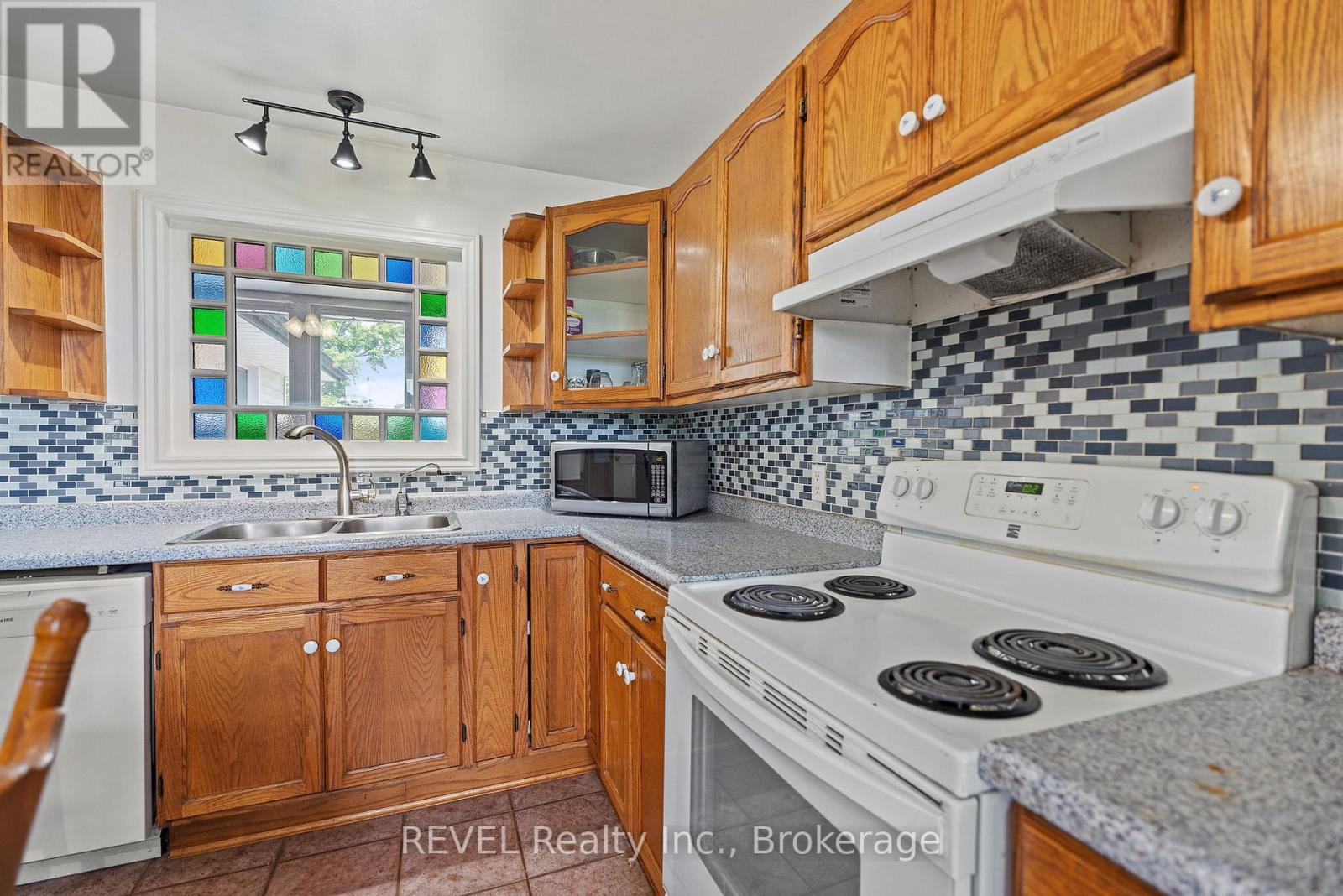 60826 Regional Road 27 Road, Wainfleet, Ontario  L3B 5N6 - Photo 8 - X12232563