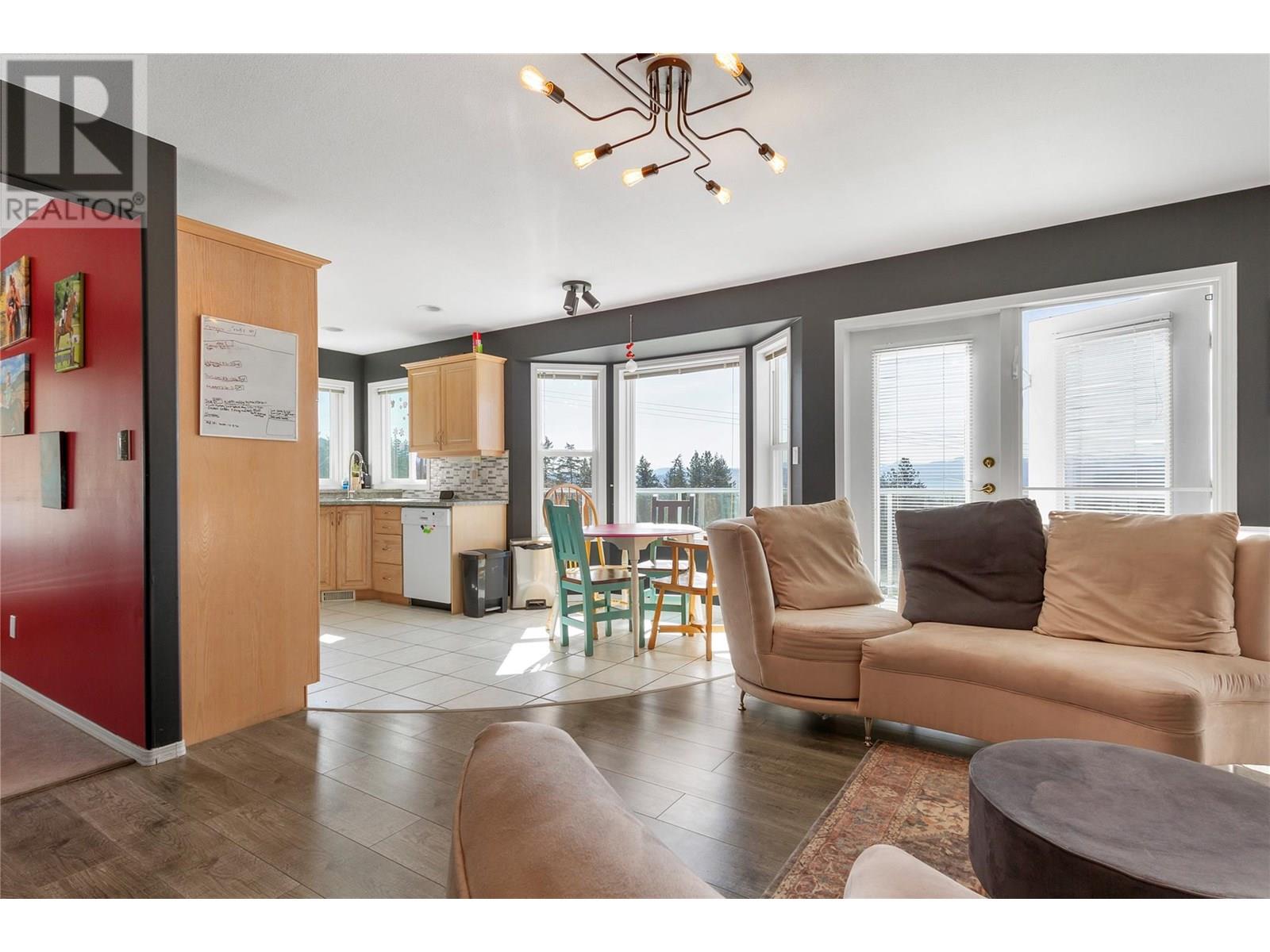 Property at 5596 Curlew Road image 1