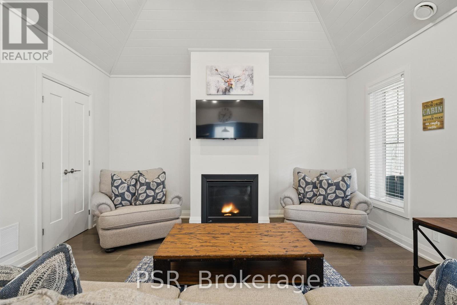 15 - 2054 Peninsula Road, Muskoka Lakes, Ontario  P0B 1G0 - Photo 18 - X12232503