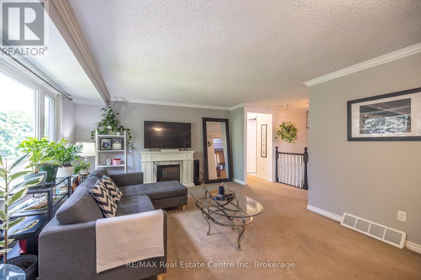 7 Westhill Road, Guelph, Ontario  N1H 7R8 - Photo 8 - X12232517