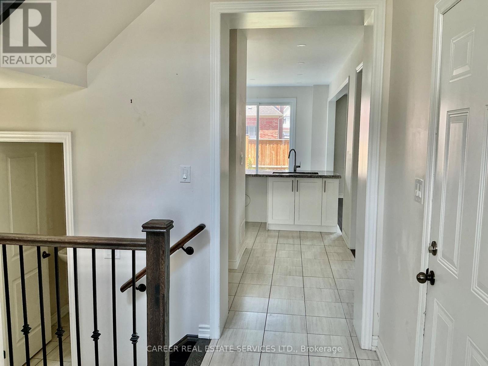 Property at 172 RONALD HOOPER AVENUE image 4