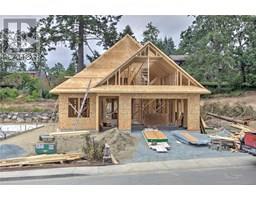2033 Oakhill Pl East Duncan