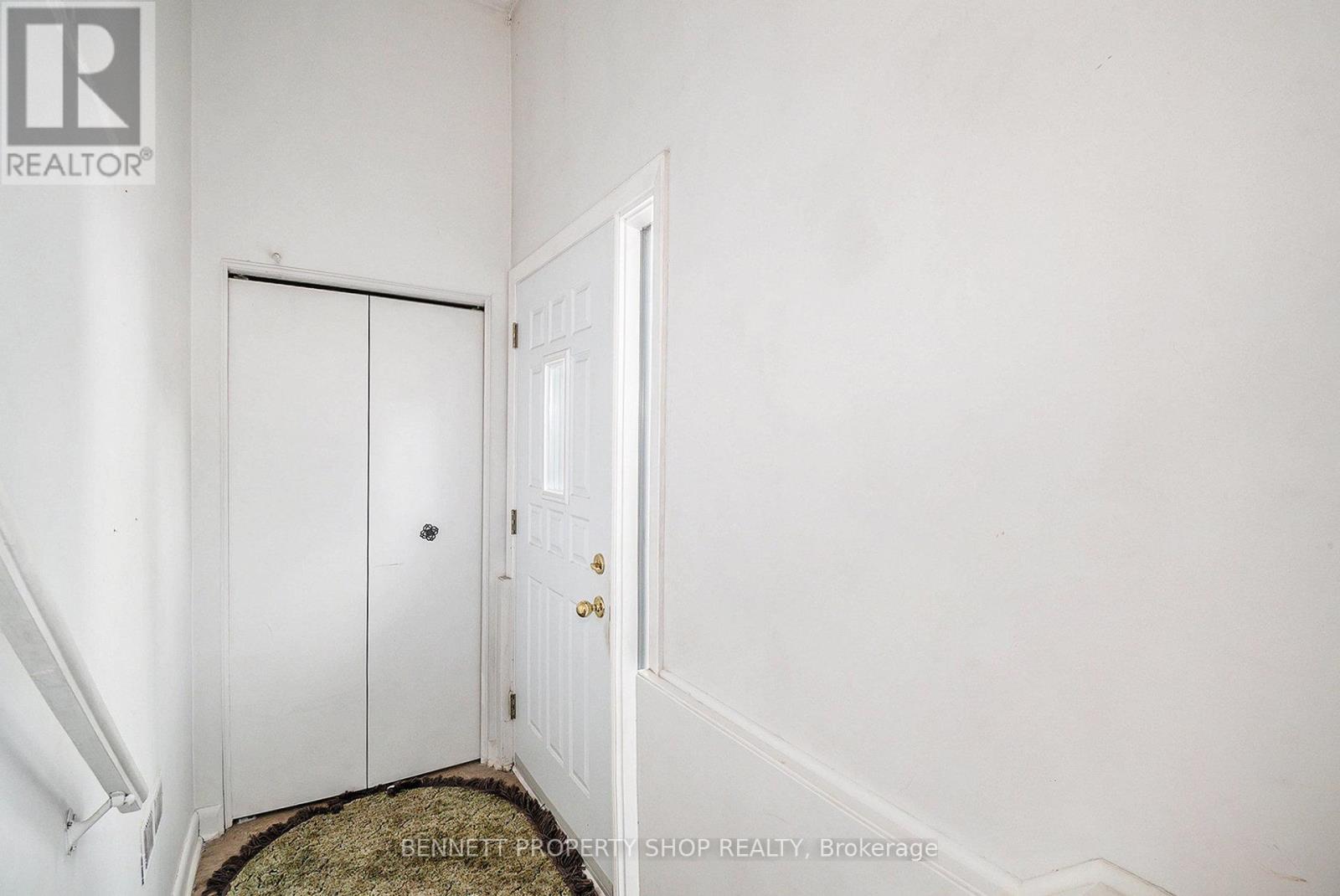 Property at 1318 HIGHGATE ROAD image 3